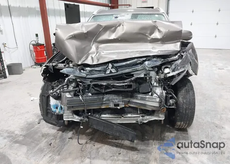 2018 Mitsubishi Outlander Phev Gt из США, поврежденный, VIN JA4J24A53JZ027619